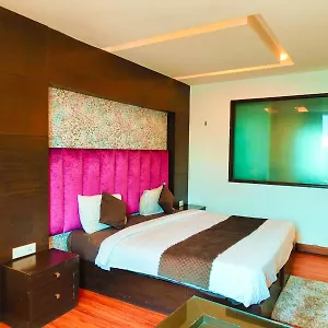 *** Hotel Billions Hotel India